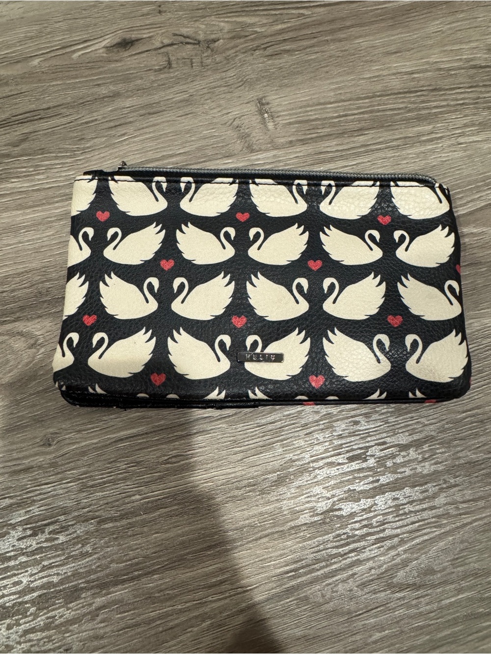 Relic Swan & Hearts Print Zip Wallet New With Tag